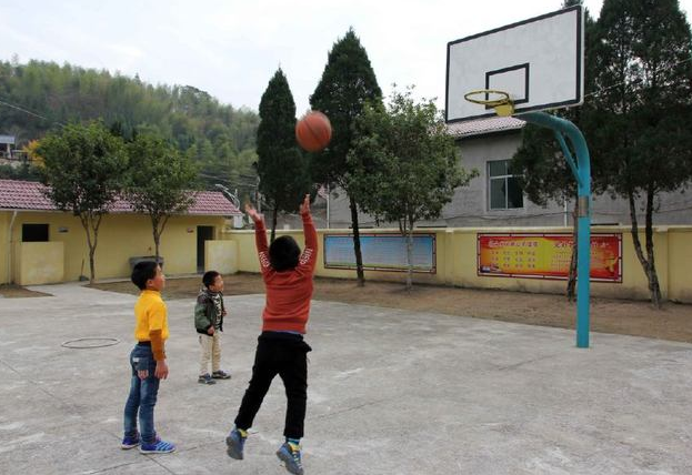 着重学情是教育设计的出发点详案必躬亲板书构系统讲评贵透彻 着重学情是教育设计的出发点详案必躬亲板书构系统讲评贵透彻